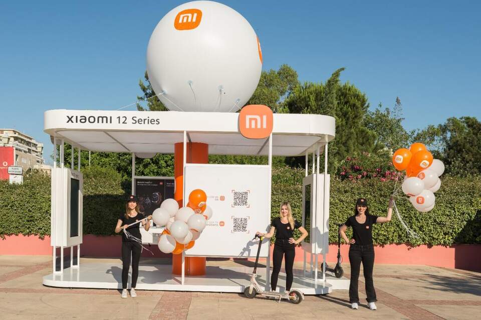 Mi balloon and promo team, Xiaomi