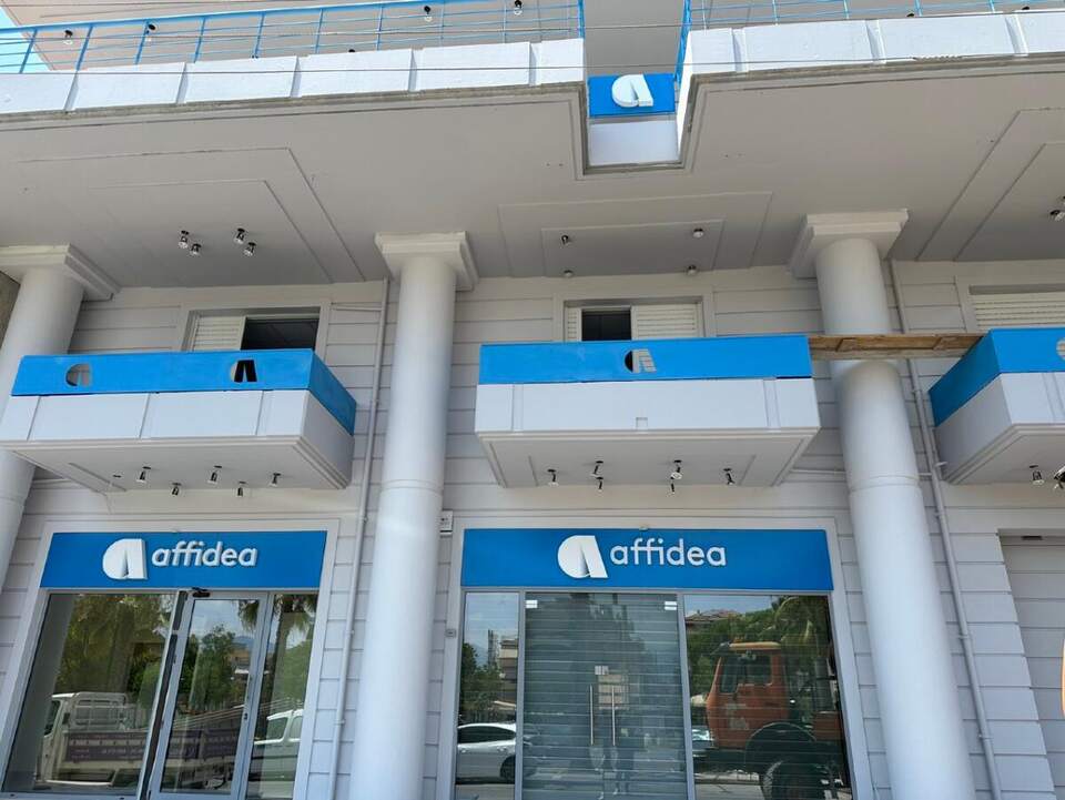 Columns and fascia signs, Affidea