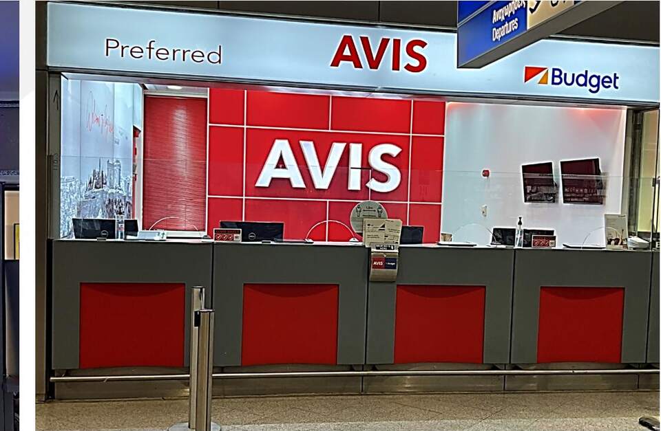 Airport counter, Avis Budget