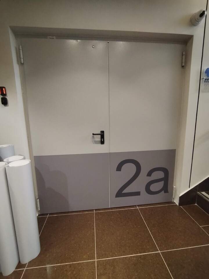 Door number, Office