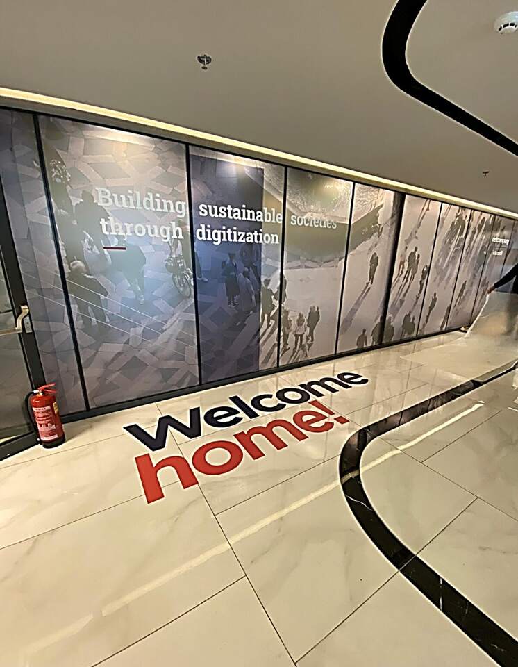 Corridor graphics, Netcompany-Intrasoft