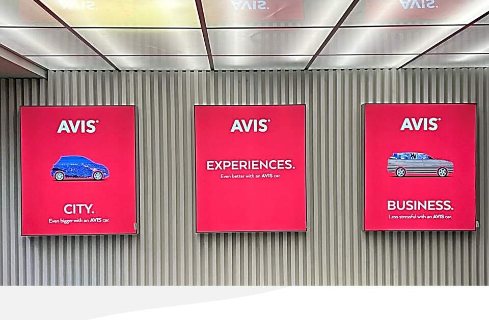 Store poster system, Avis