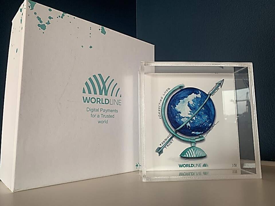 Award with gift box, Worldline